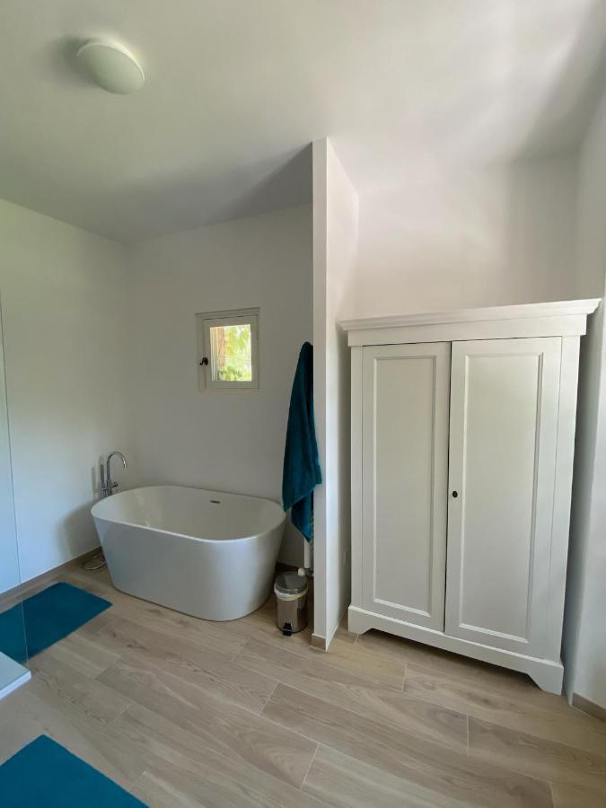 Villa Provencale Familiale Avec Piscine Grimaud Bagian luar foto