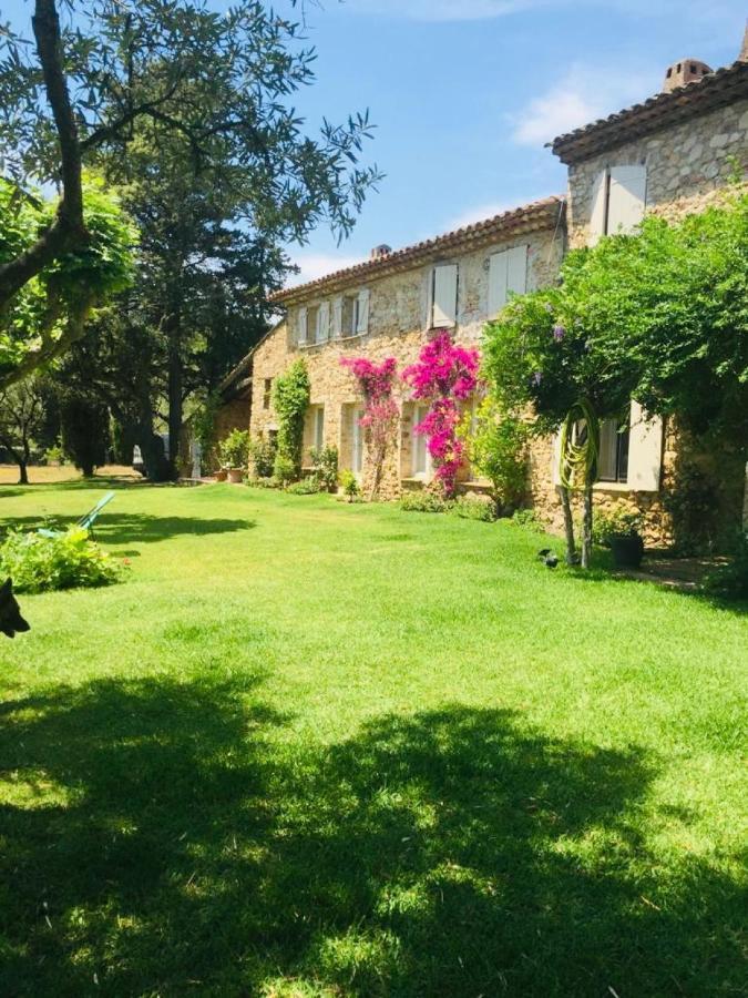 Villa Provencale Familiale Avec Piscine Grimaud Bagian luar foto